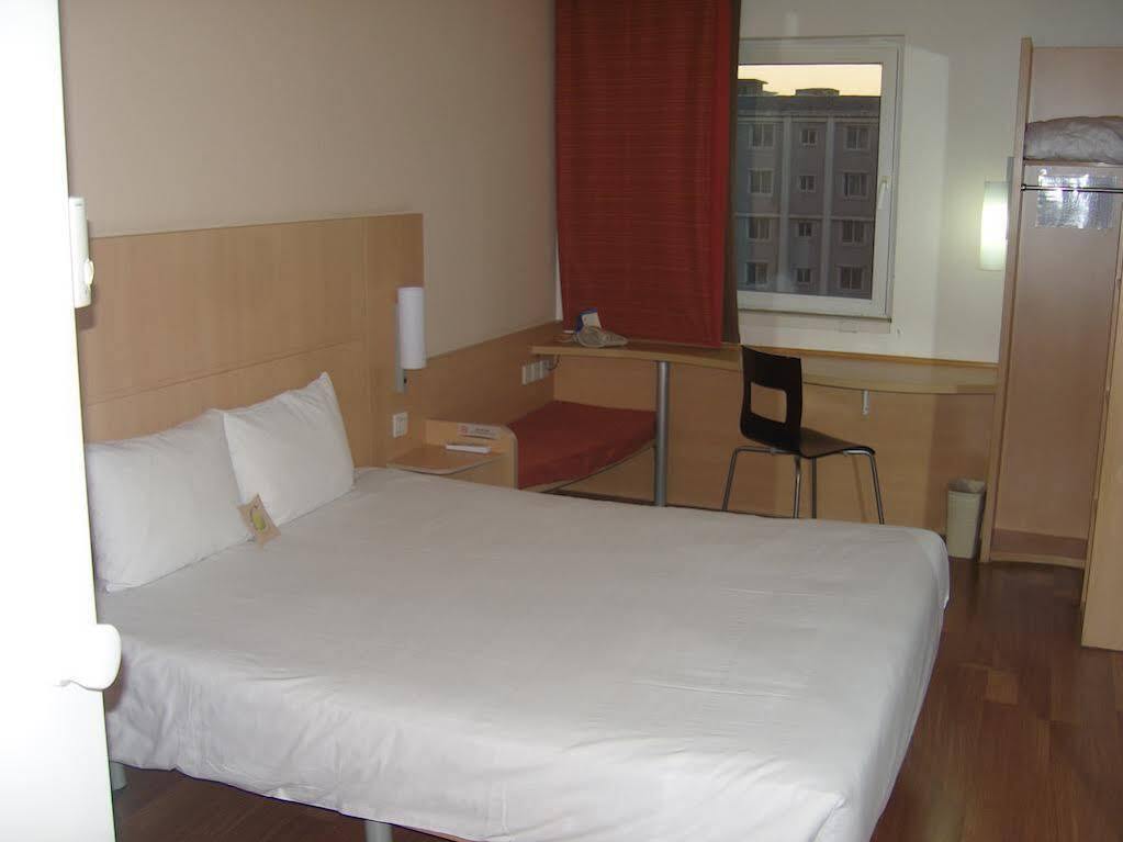 Hotel Ibis Shenyang Tiexi Екстер'єр фото