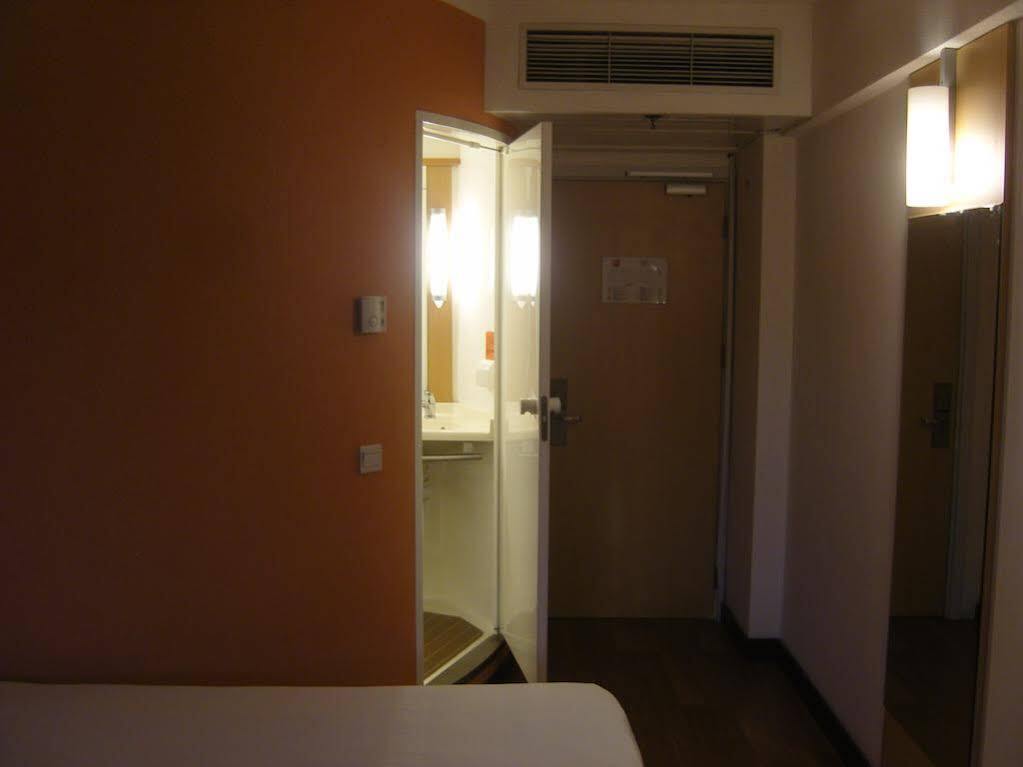 Hotel Ibis Shenyang Tiexi Екстер'єр фото